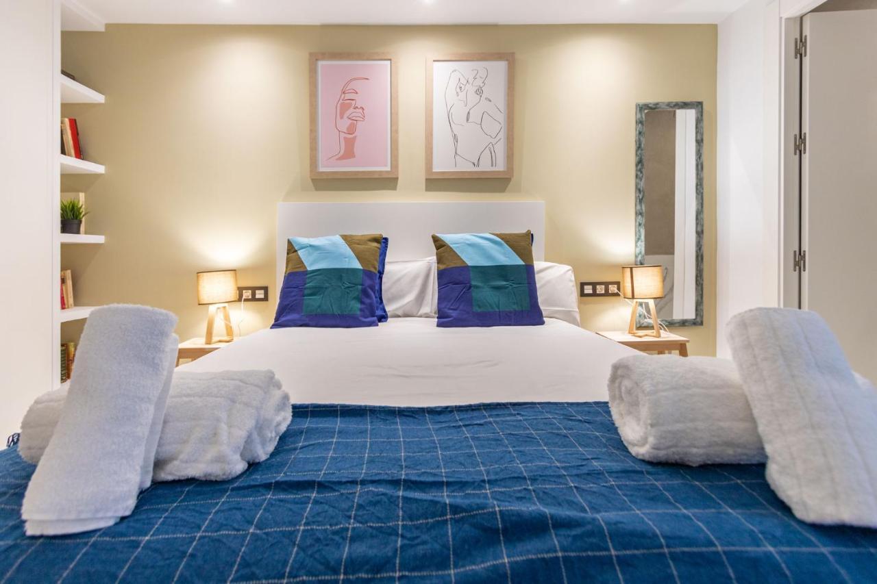 Lujan Deluxe Suites Sevilla Buitenkant foto